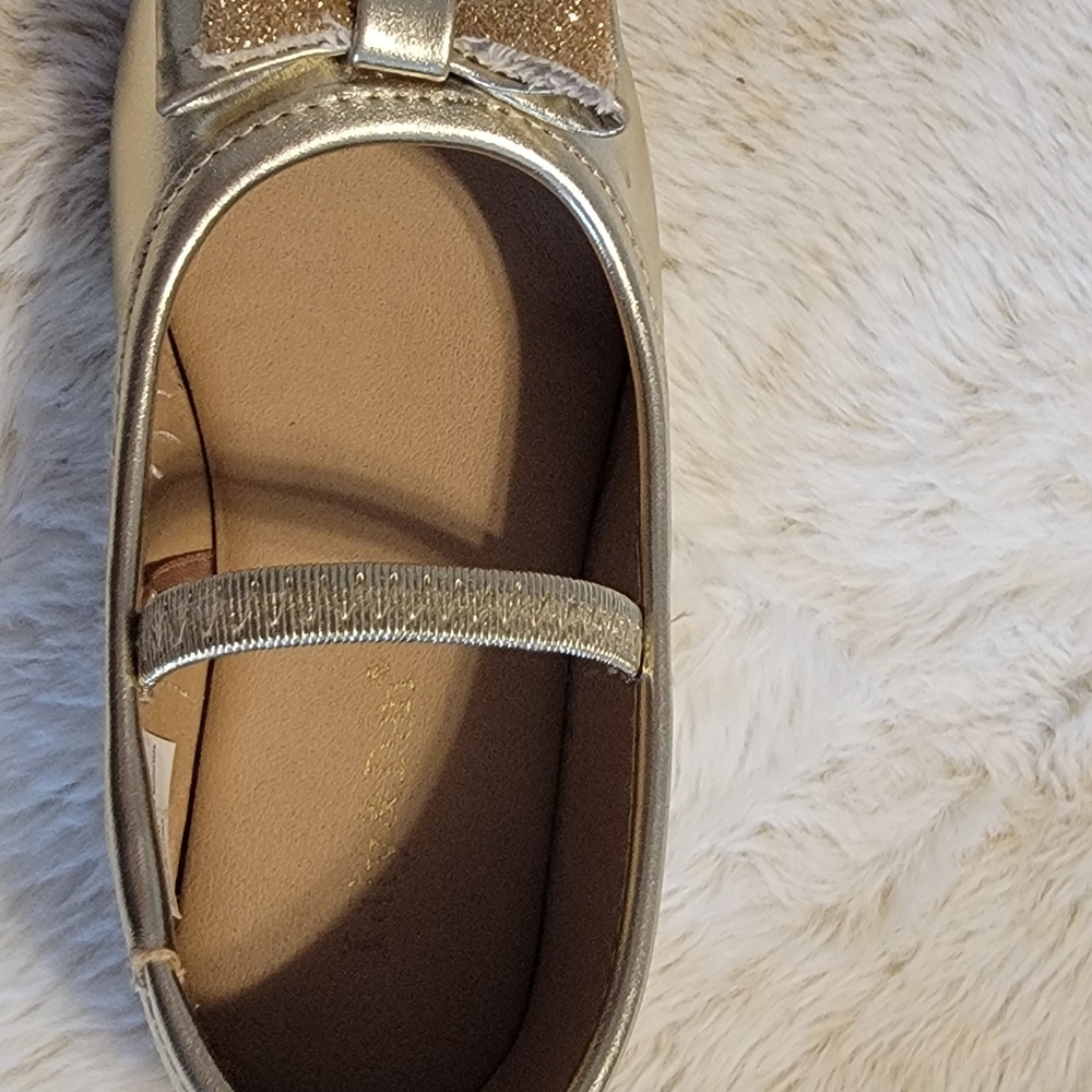 Shoes - Picture 8 of 10